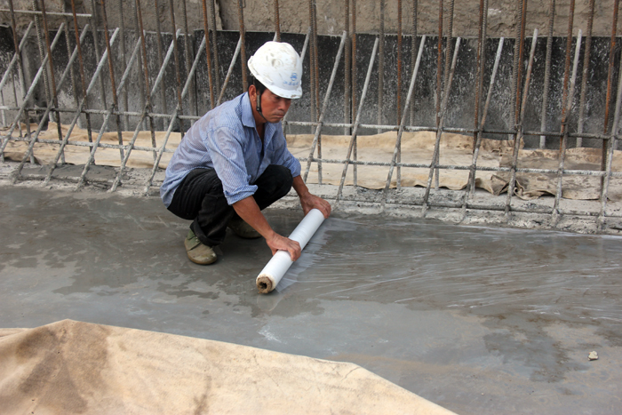 覆膜養(yǎng)護(hù)