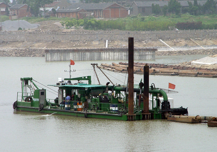 江都東西閘之間河道疏浚