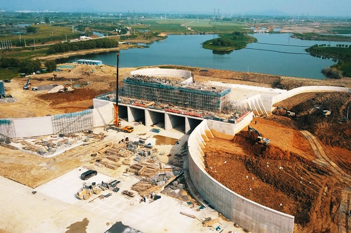 1713946163946970.jpg 700.jpg